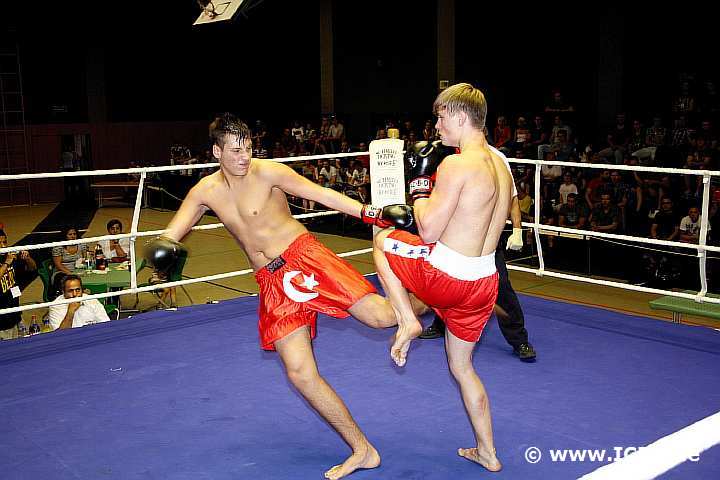 100605_0416_morguel-klahs_suderwicher-fight-night.jpg