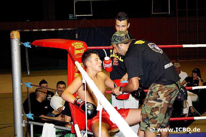 100605_0418_morguel-klahs_suderwicher-fight-night.jpg