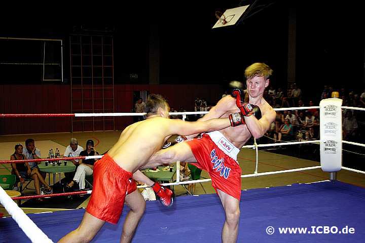 100605_0422_morguel-klahs_suderwicher-fight-night.jpg