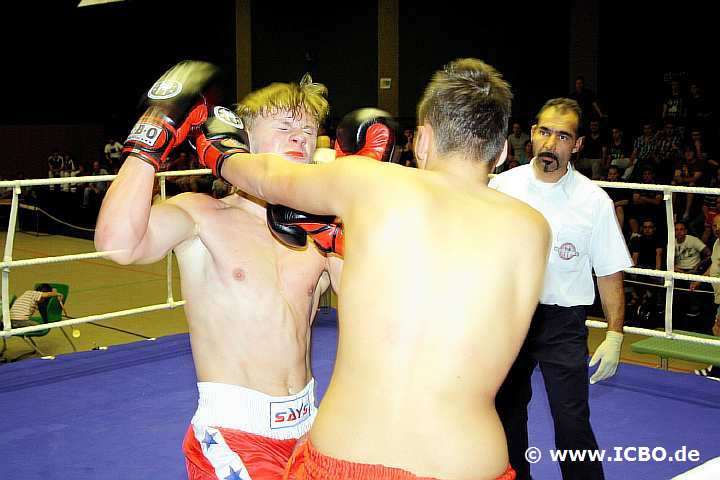 100605_0433_morguel-klahs_suderwicher-fight-night.jpg