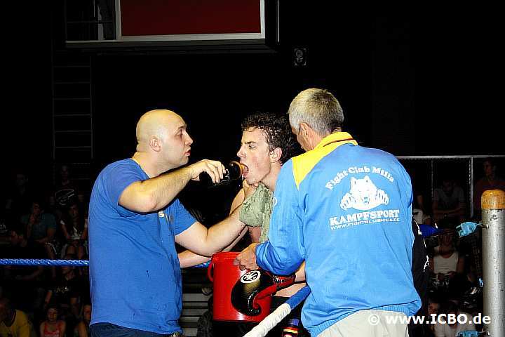 100605_0525_berg-van-treeck_suderwicher-fight-night.jpg