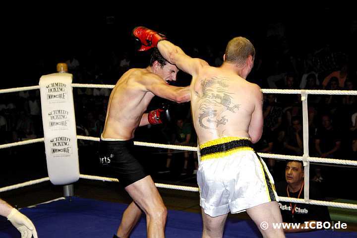 100605_0531_berg-van-treeck_suderwicher-fight-night.jpg