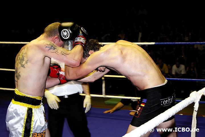 100605_0543_berg-van-treeck_suderwicher-fight-night.jpg