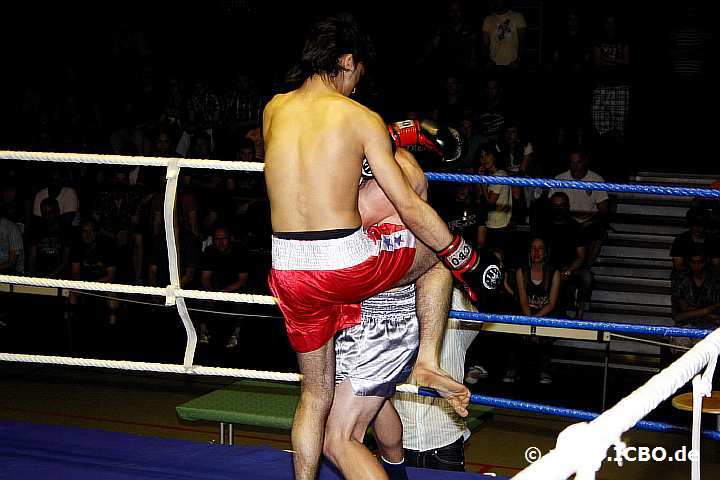 100605_0601_kut-slonov_suderwicher-fight-night.jpg