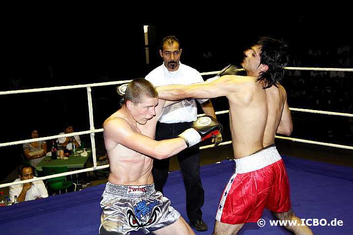 100605_0627_kut-slonov_suderwicher-fight-night.jpg