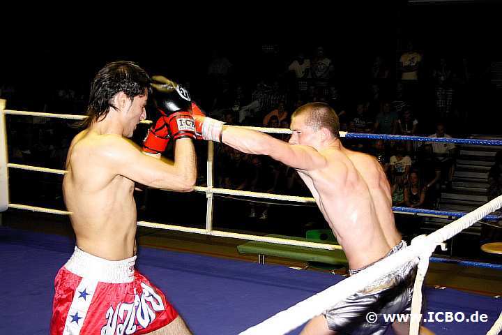 100605_0636_kut-slonov_suderwicher-fight-night.jpg