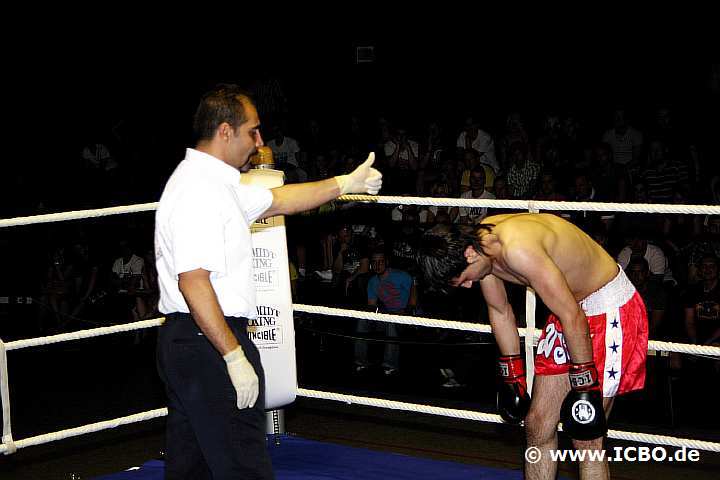 100605_0641_kut-slonov_suderwicher-fight-night.jpg