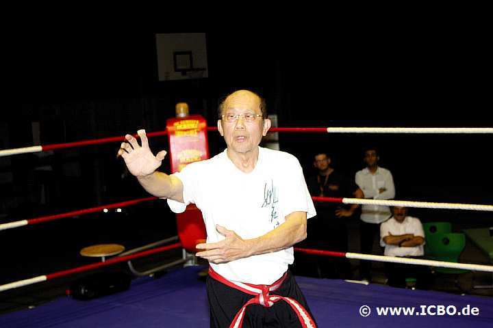 100605_0654_sigung-dr-min-tah-jao_suderwicher-fight-night.jpg