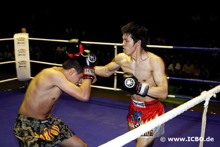 100605_0708_zhang-sahralian_suderwicher-fight-night.jpg