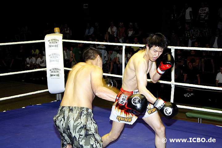 100605_0710_zhang-sahralian_suderwicher-fight-night.jpg