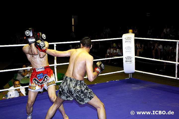 100605_0716_zhang-sahralian_suderwicher-fight-night.jpg