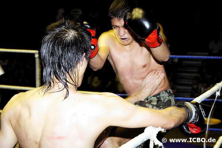 100605_0730_zhang-sahralian_suderwicher-fight-night.jpg