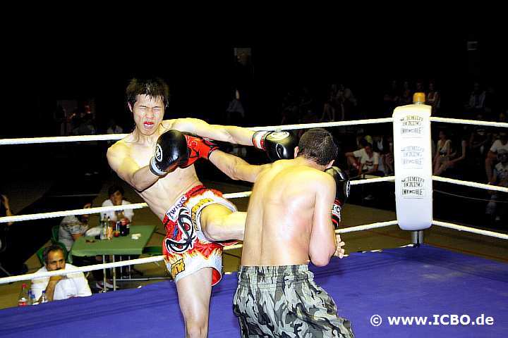 100605_0734_zhang-sahralian_suderwicher-fight-night.jpg