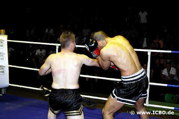 100605_0865_sobek-koc_suderwicher-fight-night.jpg