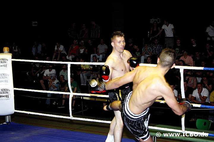 100605_0868_sobek-koc_suderwicher-fight-night.jpg