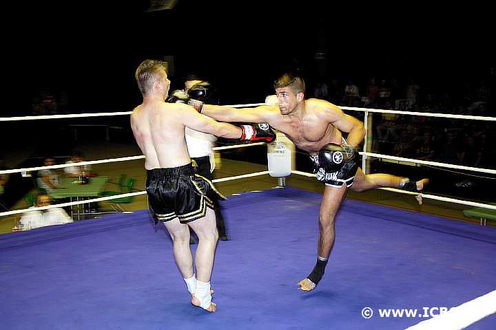 100605_0888_sobek-koc_suderwicher-fight-night.jpg