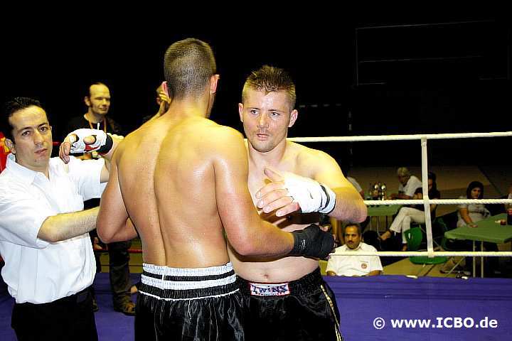 100605_0909_sobek-koc_suderwicher-fight-night.jpg