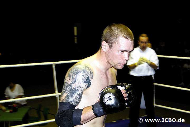 100605_0911_nowak-tomasik_suderwicher-fight-night.jpg