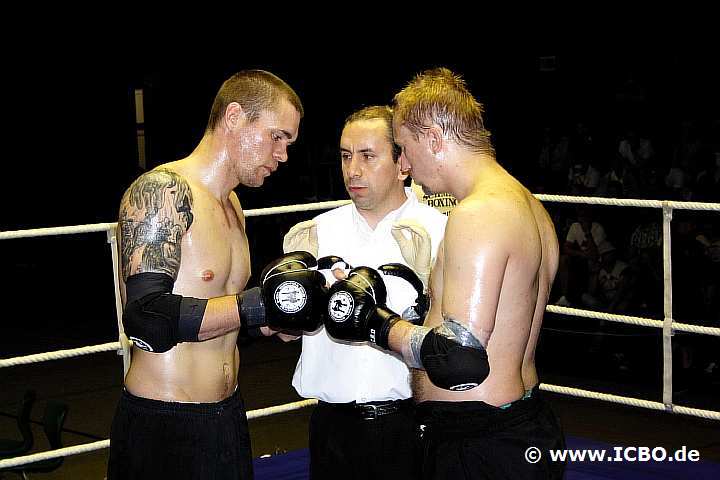 100605_0915_nowak-tomasik_suderwicher-fight-night.jpg