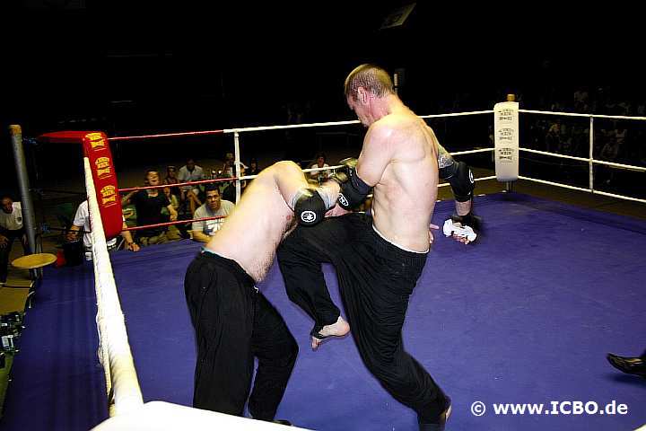 100605_0942_nowak-tomasik_suderwicher-fight-night.jpg