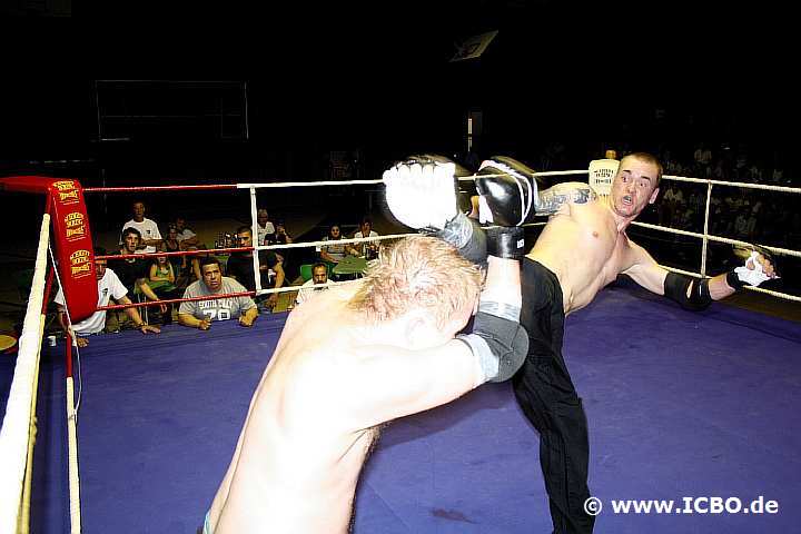 100605_0954_nowak-tomasik_suderwicher-fight-night.jpg