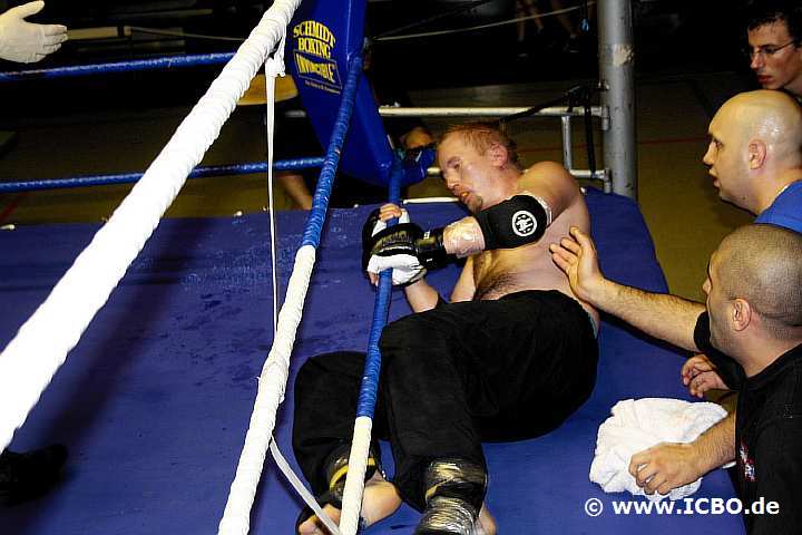 100605_0966_nowak-tomasik_suderwicher-fight-night.jpg