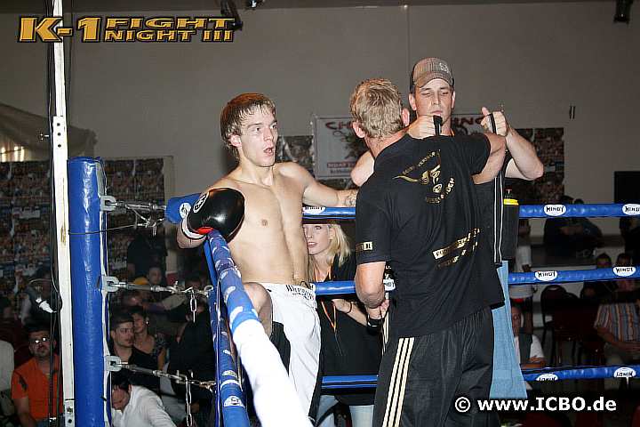 110708_0040_odenstein_groenendyk_k1_fightnight_3.jpg