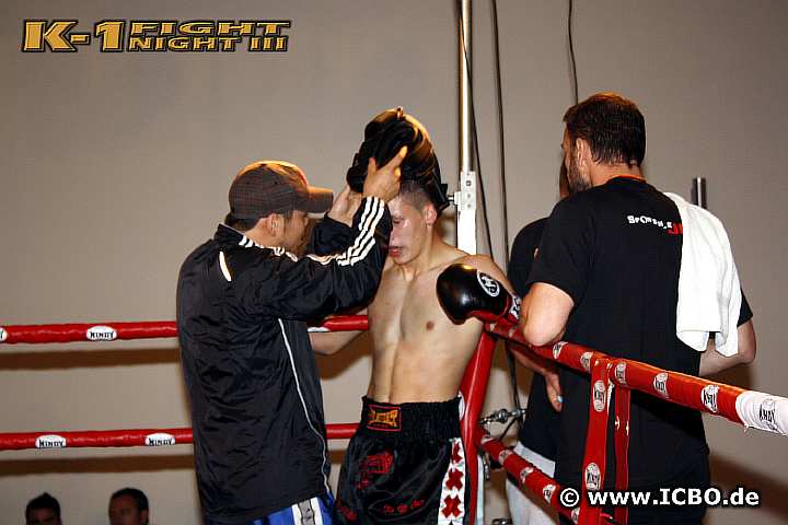 110708_0110_giantsios_oeztuerk_k1_fightnight_3.jpg