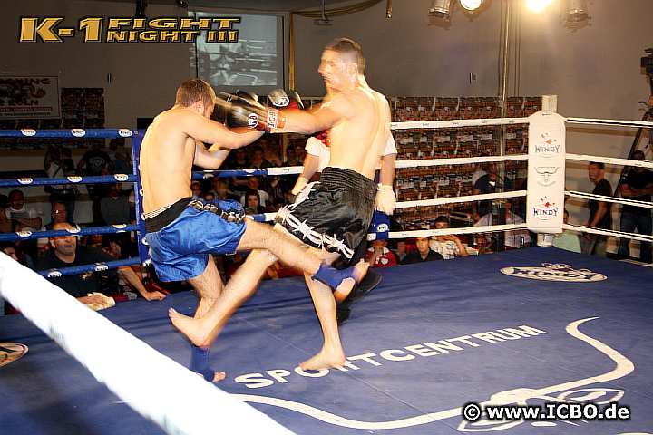 110708_0215_guelec_arrabhi_k1_fightnight_3.jpg