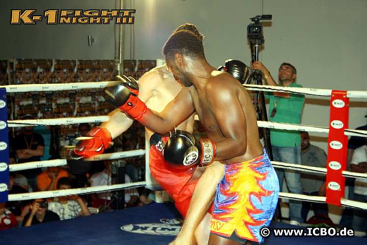 110708_0242_awees_basdinkci_k1_fightnight_3.jpg