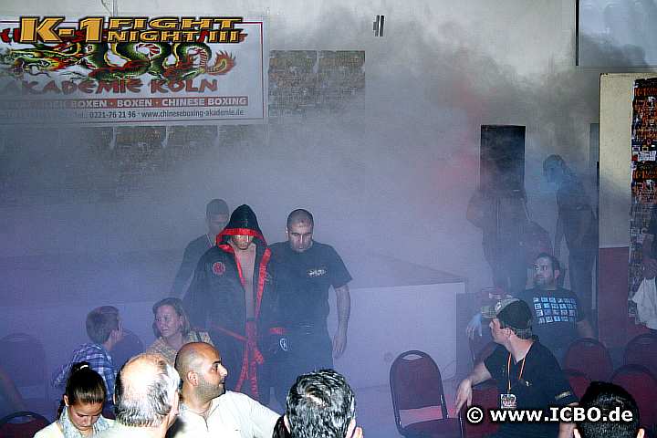 110708_0476_iacopinelli_tayanc_atamtuerk_k1_fightnight_3.jpg