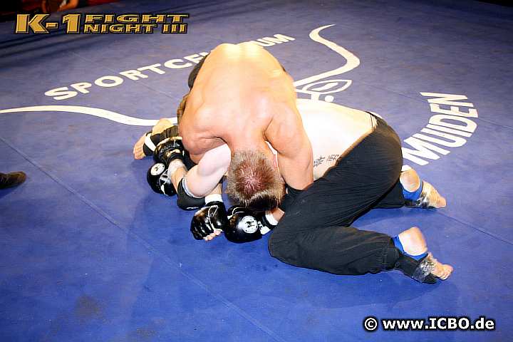 110708_0560_klahs_fischer_k1_fightnight_3.jpg