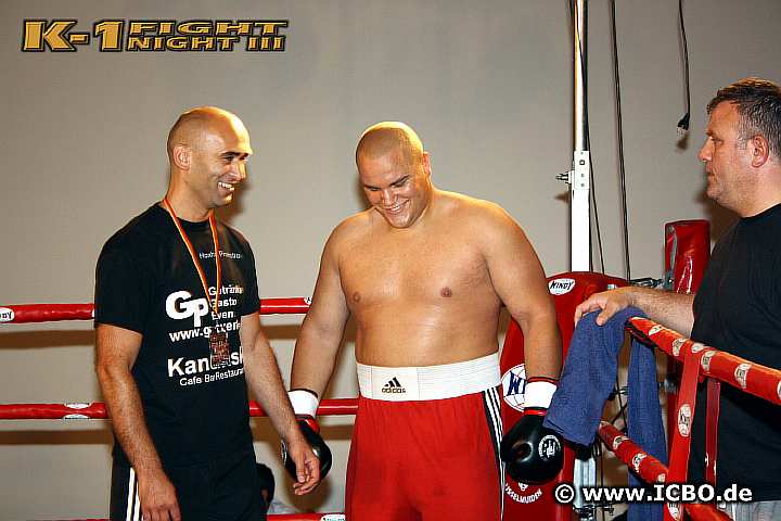 110708_0586_memishi_akbulut_k1_fightnight_3.jpg