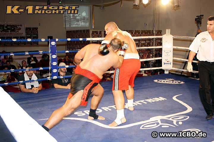 110708_0617_memishi_akbulut_k1_fightnight_3.jpg