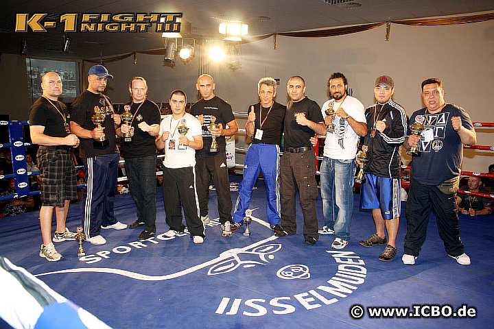 110708_0820_trainer-ehrung_atamtuerk_k1_fightnight_3.jpg